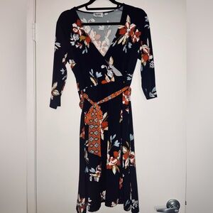 Leota Black Floral Long Sleeve Dress